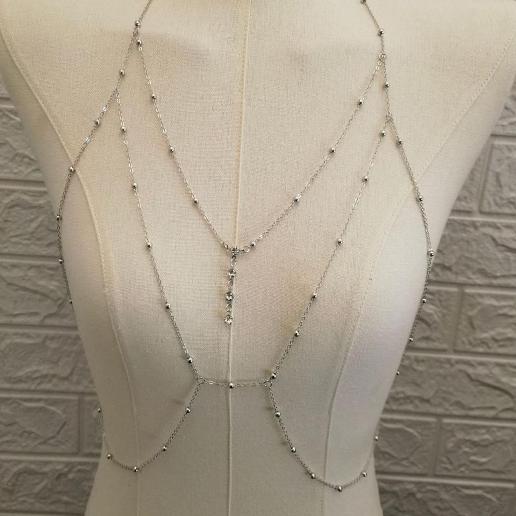 European-American Beach Glam Body Chain with Sparkling Diamond Pendant and Tassel