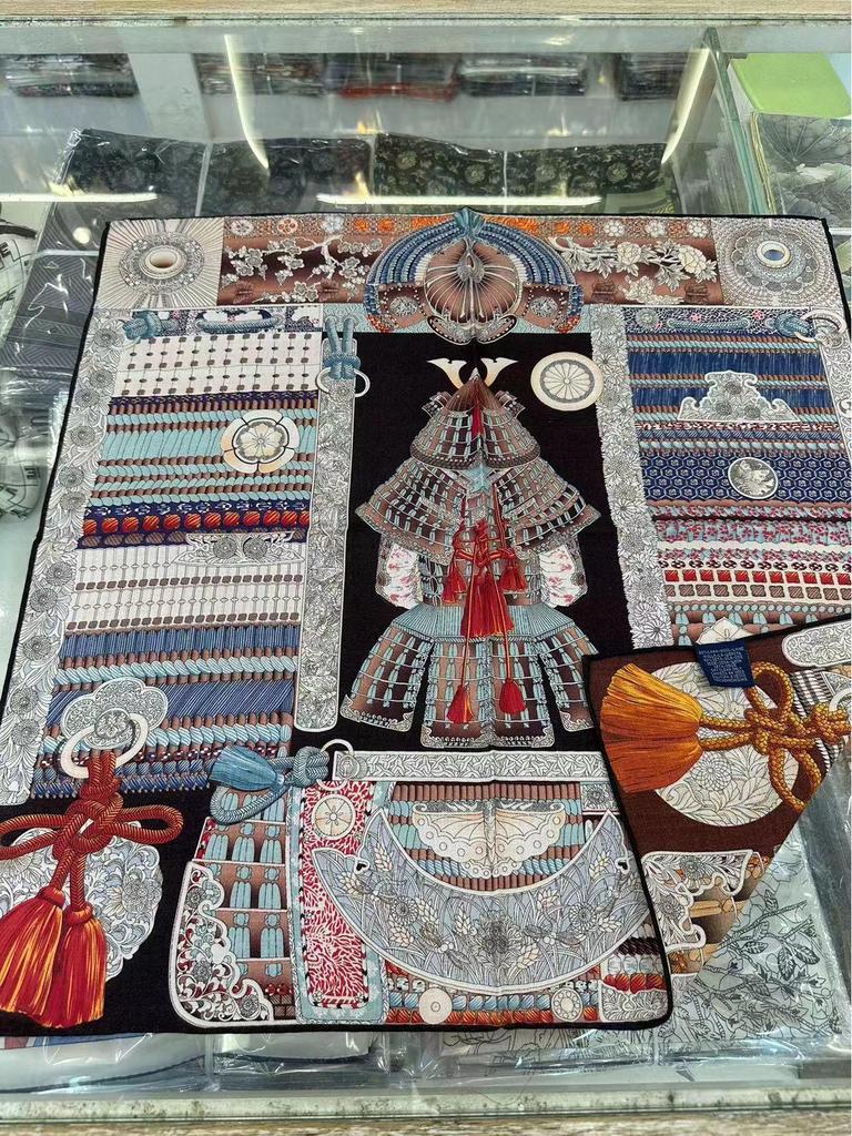 Двусторонний шарф из шелка и шерсти «Тропические джунгли» — роскошная теплая зимняя шаль для женщин