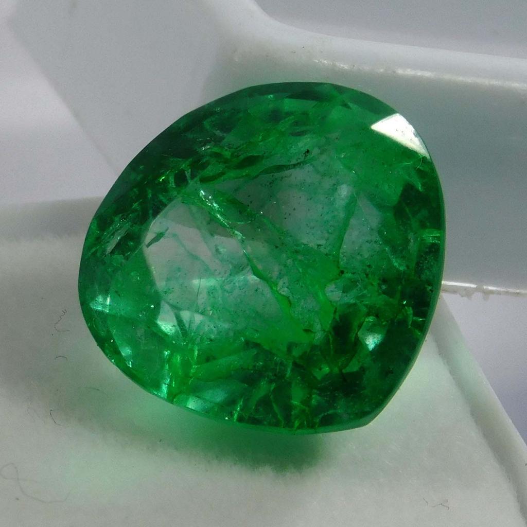 Green Emerald Pear Cut 9 Ct Natural Colombian Loose Gemstone