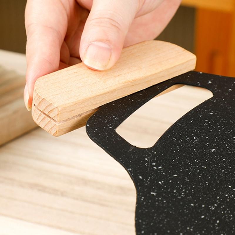 Korean Outdoor Frying Pan Non Stick BBQ Grill Roasting Pan with Removable Wooden Handle Travel Camping Barbecue Plate