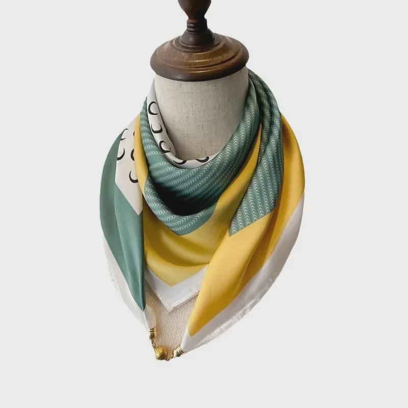 Magnetic Buckle Silk Neck Scarf: Triangle Design for Women, 70x70cm, Lightweight Spring/Summer/Autumn Accessory