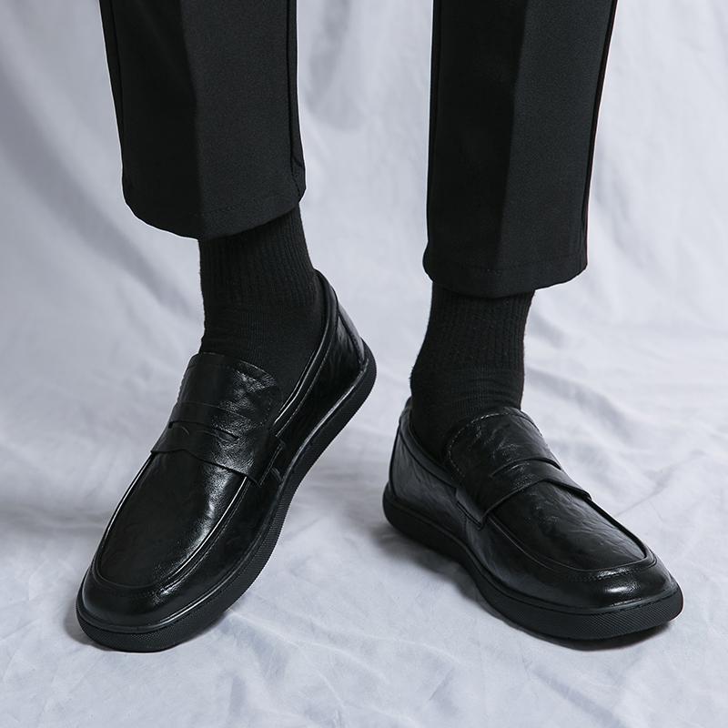 Male Shoes Slip On Outdoor Fashion Men Casual Shoes High Quality Leather Classic Male Business Loafers Men Moccasins