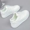 Модная женская повседневная обувь, лаконичные дышащие белые женские туфли, удобные кроссовки на платформе для бега, трендовая универсальная обувь для сноуборда 2024 года