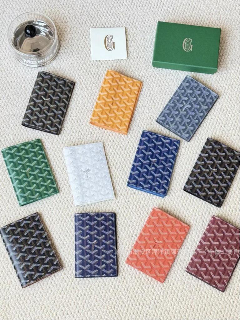 Goya Unisex Passport Holder & Travel Organizer - Protective Dogtooth Cover & Wallet