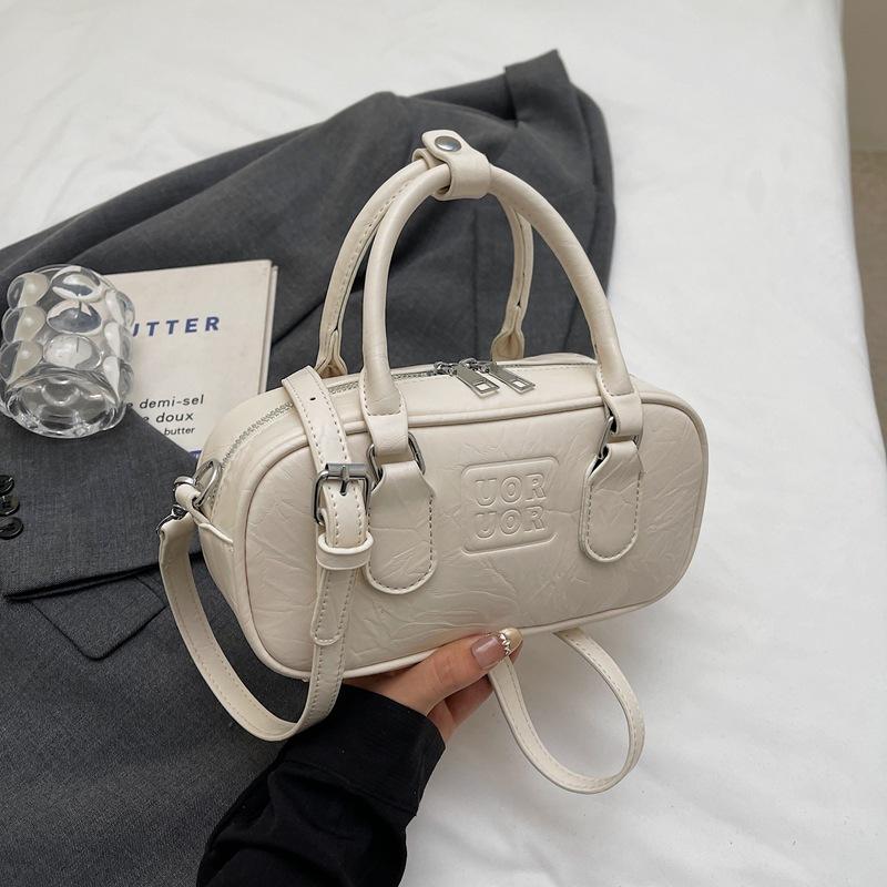 Small Bag Women's Spring and Summer Versatile New Fashion Shoulder Messenger Bag Simple Portable Pillow Bag