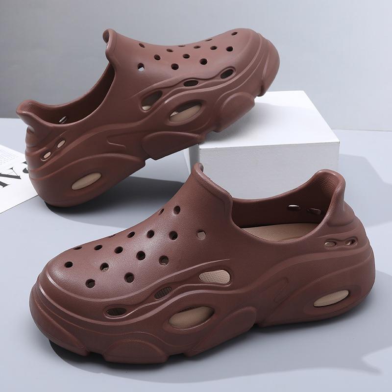 Обувь с отверстиями мужская толстая подошва увеличивает рост и нескользящая два способа носки пара крутые шлепанцы пляжная сумка и премиальные универсальные шлепанцы