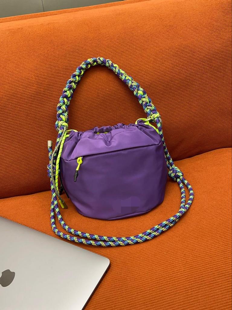 Универсальная уличная сумка кроссбоди - для путешествий, спорта и повседневного использования