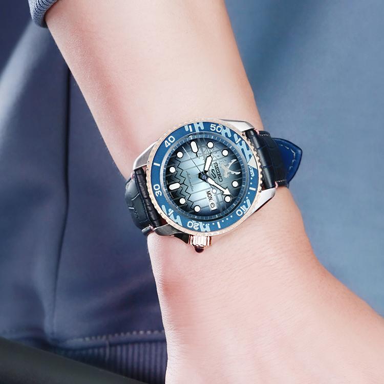 Seiko 5 Demon Slayer Collaboration Inosuke Hashibira Stainless Steel Watch Automatic Mechanical Movement Leather Strap Unisex watches blue SRPJ26K1