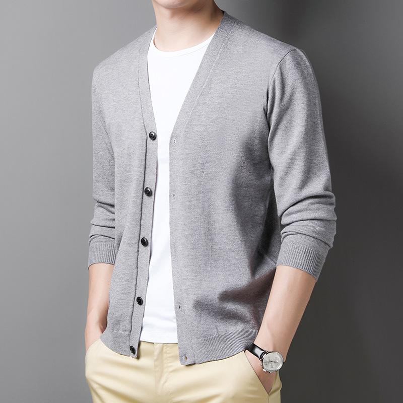 Thin Cardigan Sweater for Men In Spring and Autumn Korean Style New Large Size Loose V-neck Solid Color Sweater for Men