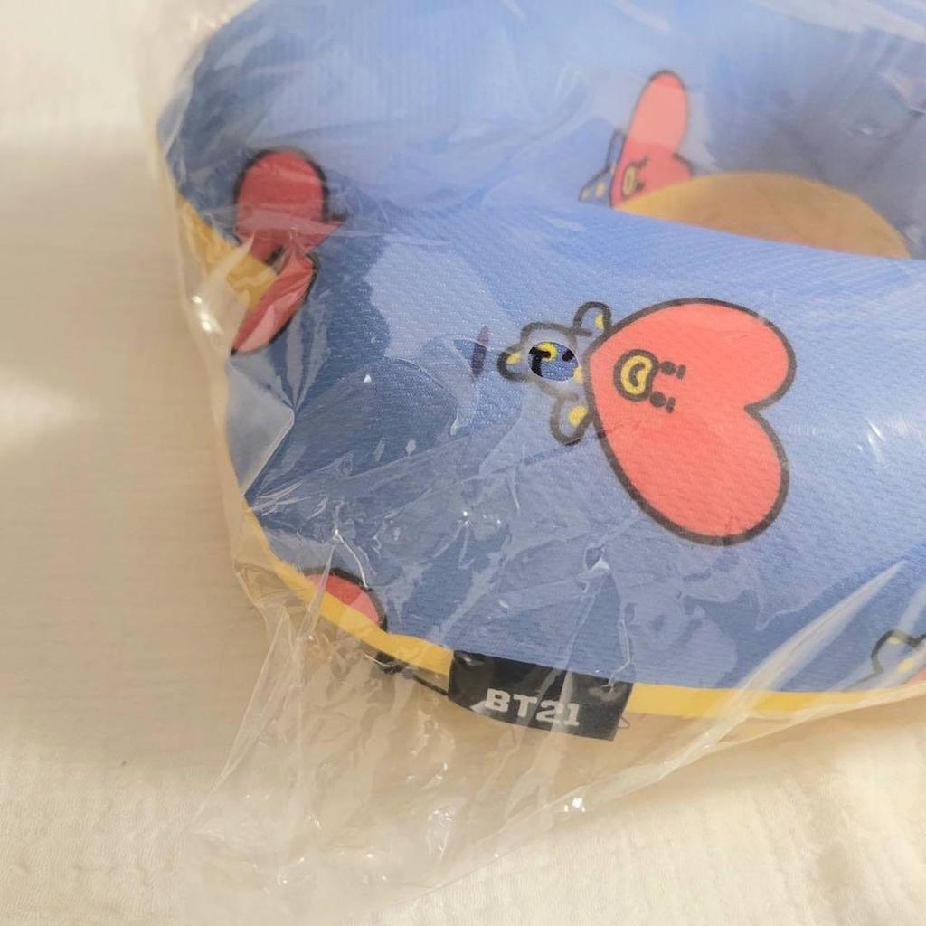 [Б/У] Официальная подушка для шеи BT21 TATA Редкая