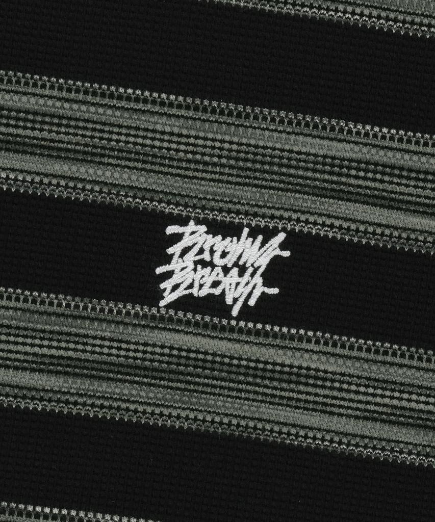 Футболка BROWNBREATH с тиснением 'Crush Tag' в вафельную полоску - Черная