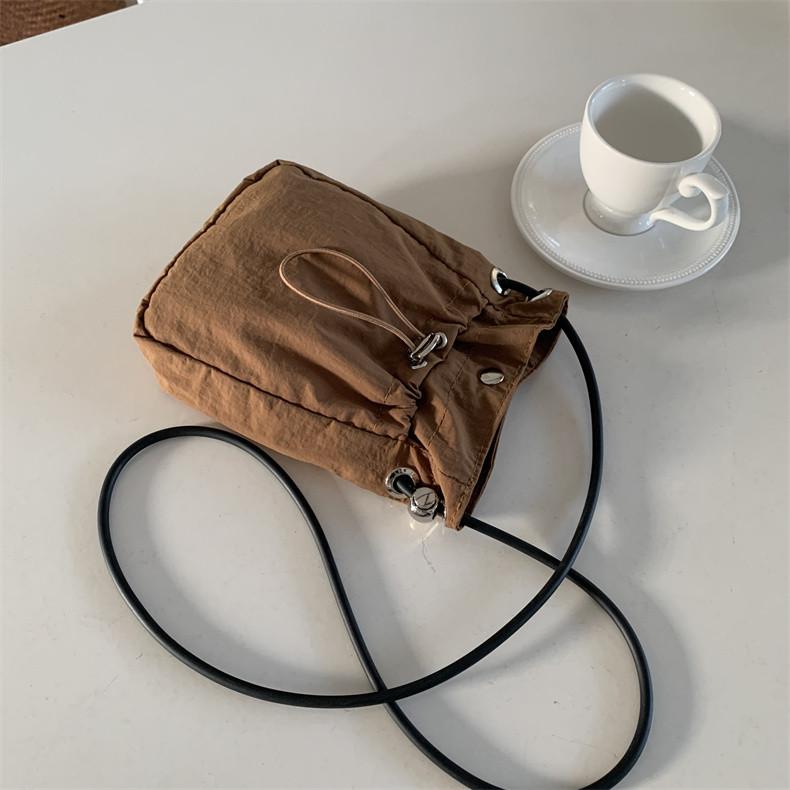 Ielgy Art Drawstring Design Canvas Mobile Phone Bag Light Casual Mini Shoulder Messenger Bag