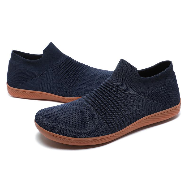 New outdoor casual wear-resistant breathable widened fly-woven non-slip low-top couple shoes men's shoes