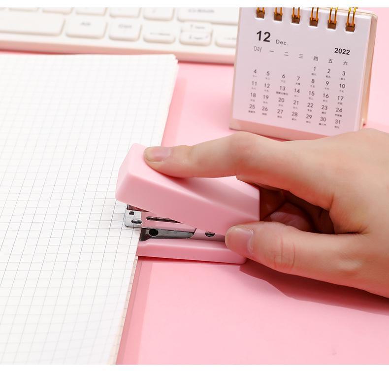 Макарон Но. Мини-степлер - Портативный, для офиса и студентов