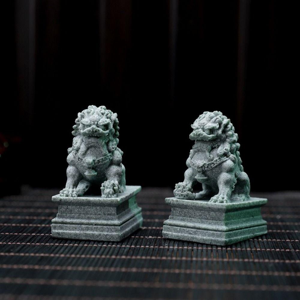 2Pcs Traditional Craft Awakening Lion Statue Sandstone Feng Shui Figurine Landscape Decoration