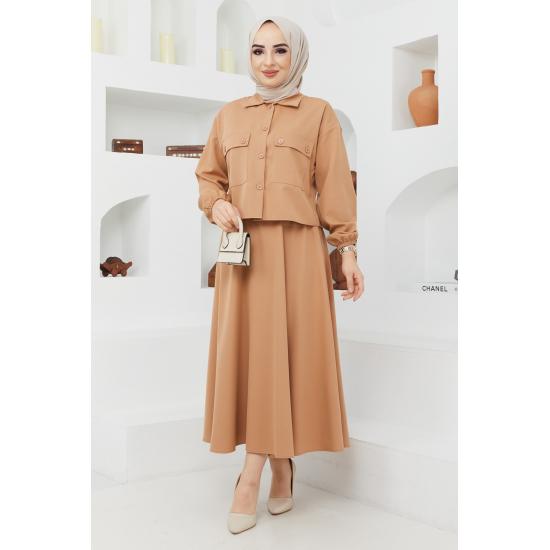Женский хиджаб с карманом на пуговицах и эластичной расклешенной юбкой с манжетами