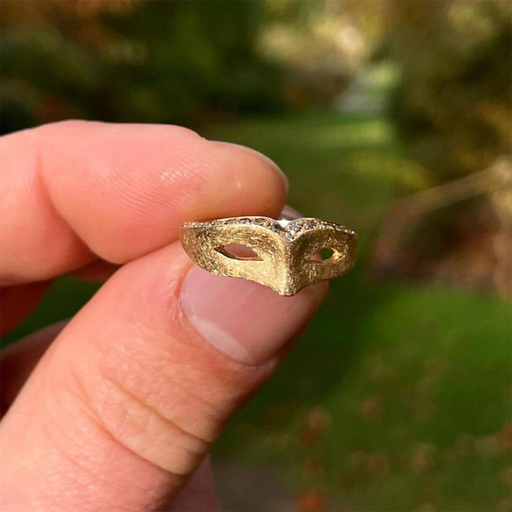 Новое простое и легкое роскошное кольцо с поддельной маской для танцев, индивидуальное винтажное кольцо со встроенным бриллиантом