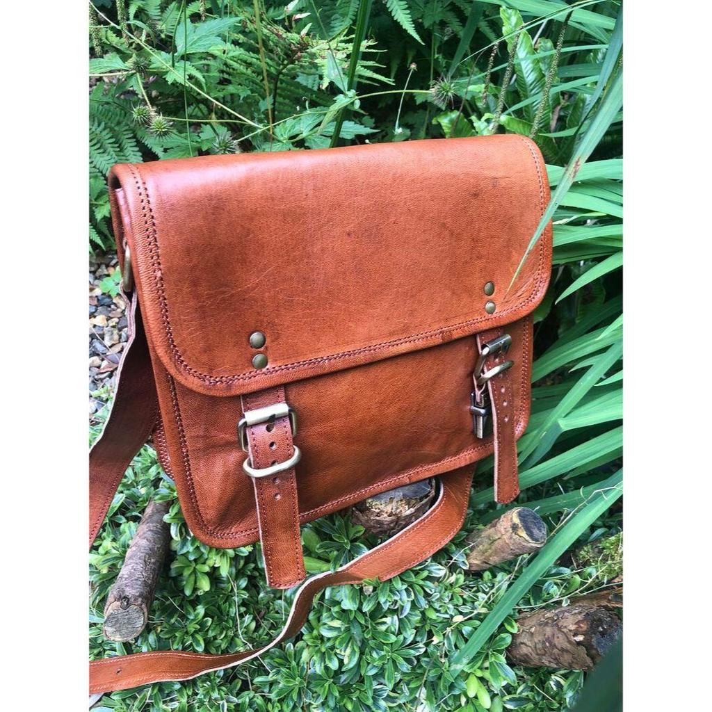 Сумка-мессенджер в деревенском стиле, стильная кожаная мужская сумка размером с iPad, стильная кожаная сумочка длиной 11 дюймов, женская кожаная сумка через плечо, чехол для iPad, соответствующий принципам справедливой торговли.