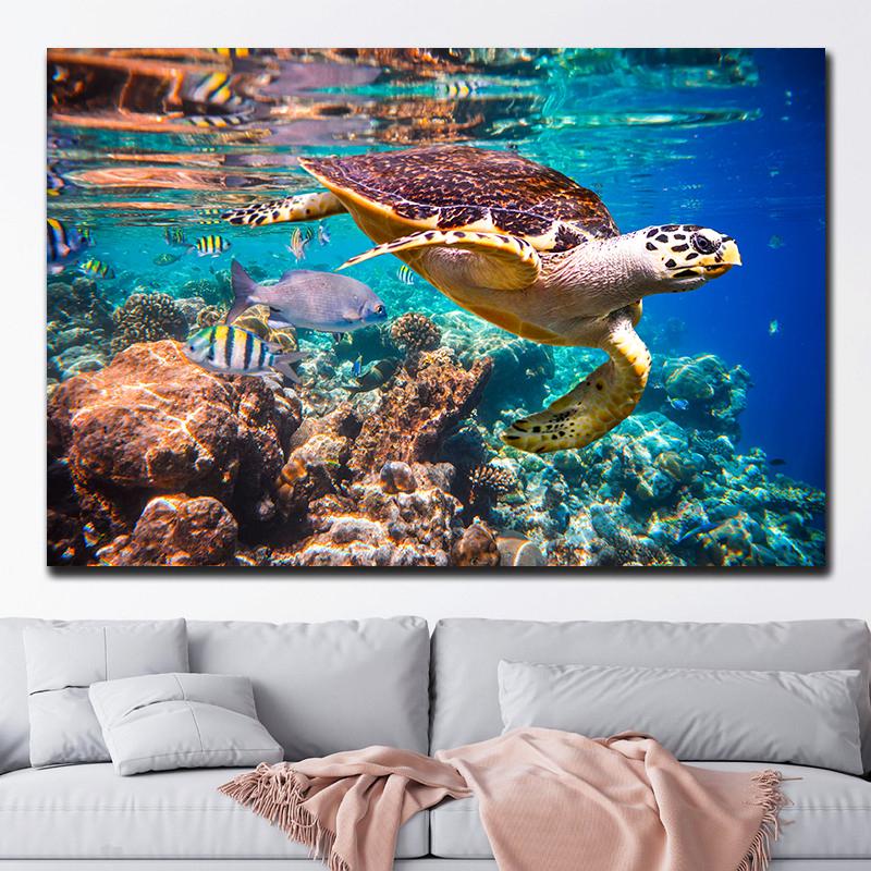 Green Sea Turtle Swims Underwater Canvas Painting Wall Pictures Sea Life Animal Posters and Prints for Living Room Decor Cuadros