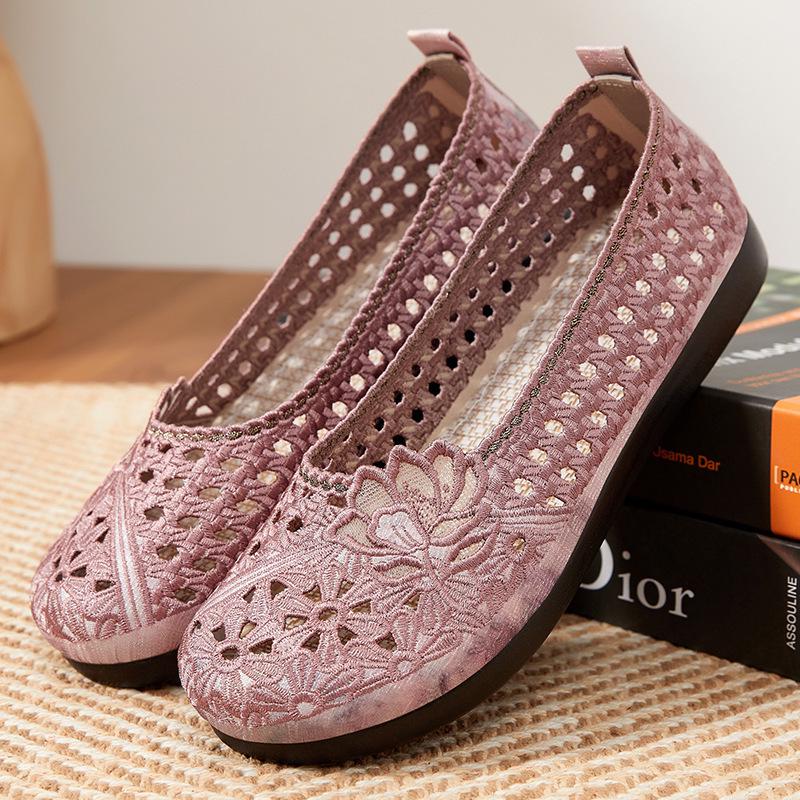 Women's Soft Sole Embroidered Slip-On Casual Shoes - Breathable and Comfortable Mom's Choice