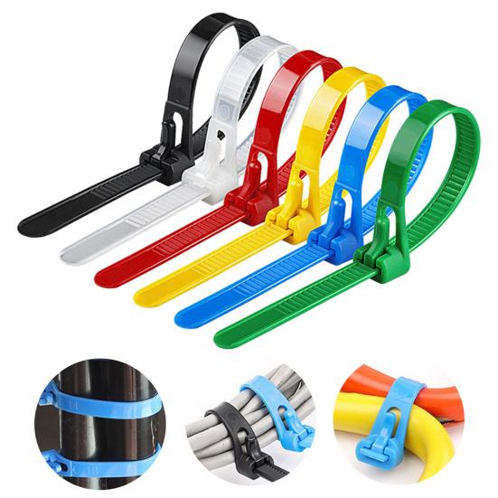 100 шт. самоблокирующихся нейлоновых кабельных стяжек, регулируемых многоразовых, с пряжкой для использования в помещении и на открытом воздухе