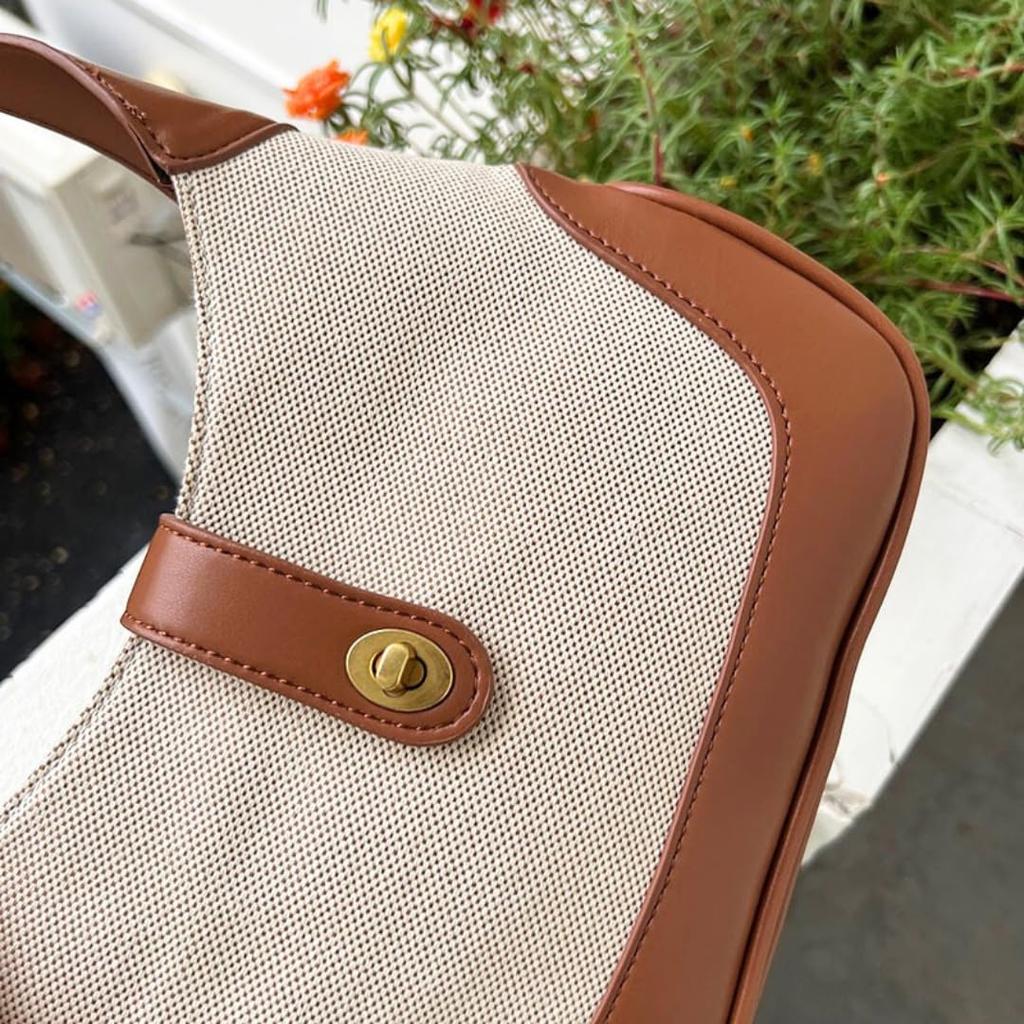 Shoulder Bag Handbag PU Leather Canvas Handbag Western Style Retro Black Brown [INTERLINKS JAPAN] Women's (Black)