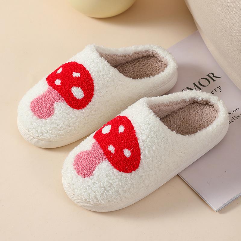 New Autumn and Winter Couples Love Cotton Slippers Cute Cartoon Smiling Face Non Slip Slippers for Home and Indoor Use