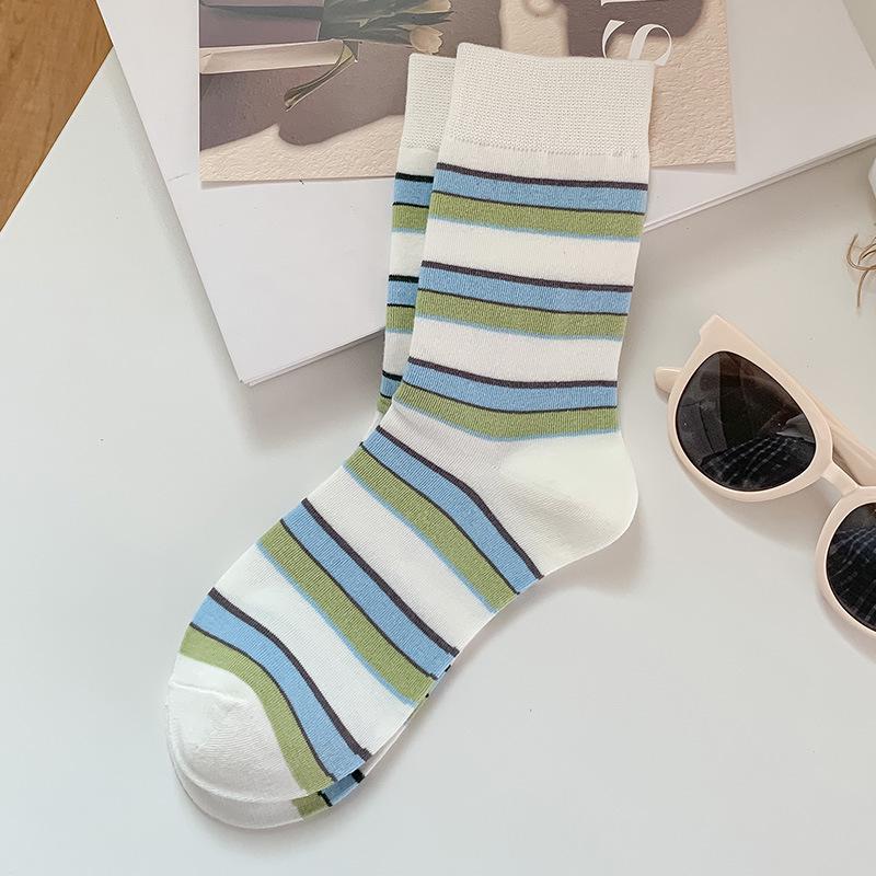 25 Новых Осенне-Зимних Японских Хлопковых Полосатых Носков до Середины Икры с Защитой от Катышков - Модный Колледж Стиль Колорблок для Женщин.