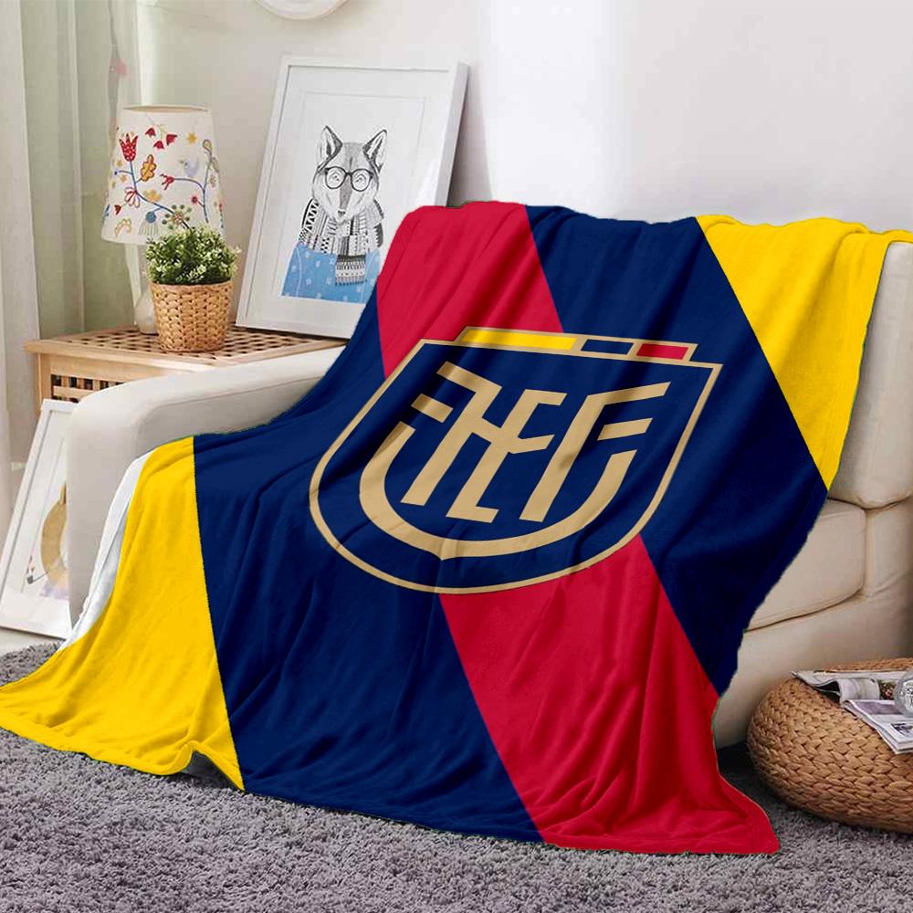 Ecuador National Football Badge Print Flannel Throw Blanket, Sports Fan Soft Warm Blanket for Sofa Bed Couch Home Use