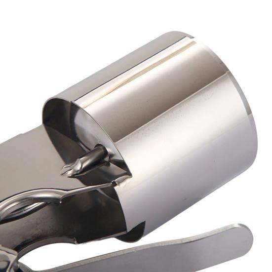 Ложка для мороженого из нержавеющей стали большого объема с триггером. Легко чистящаяся цилиндрическая ложка. Поставка любителей десертов.