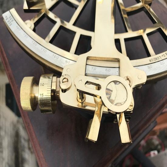 Морской секстант из латуни 22,86 см с деревянным футляром, навигационный секстант | Рабочий секстант, астролябия, функциональный антикварный секстант