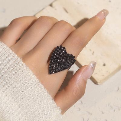 Высококачественное черное кристаллическое кольцо Love Ring Temperament Opening Adjustable Women Ring