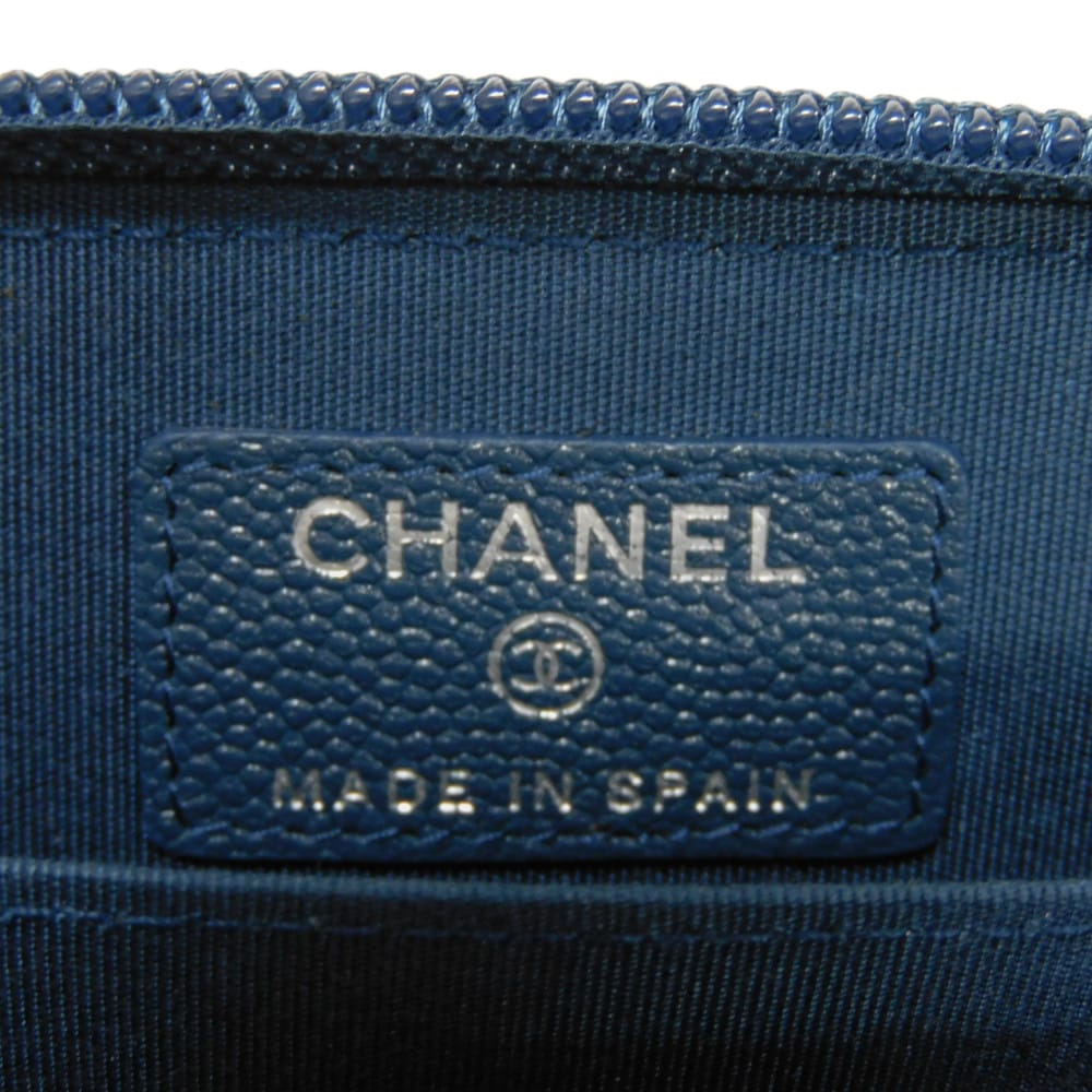 Used 10097 COCO Button Coin Purse A84061 7943 Excellent Condition CC Mark Zip Around 22nd Series COCO Mark Caviar Skin