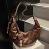Commuting large-capacity soft leather dumpling bag women's winter new fashionable high-value messenger bag women