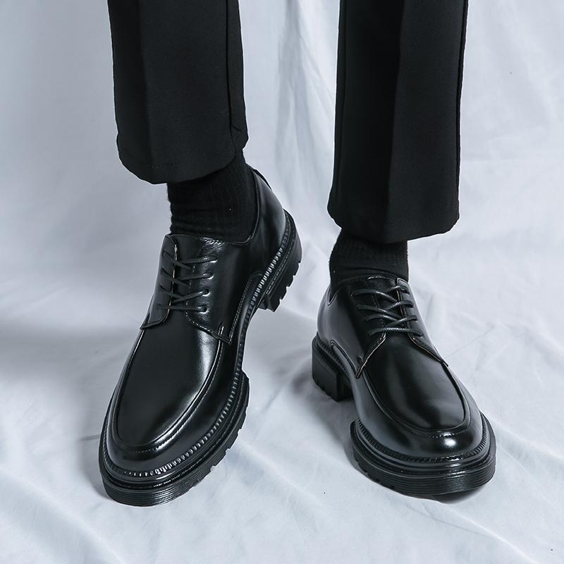 Новые мужские кожаные туфли на толстой подошве Модные и универсальные в минималистичном стиле Черно-белые Повседневные Деловые Офисные туфли