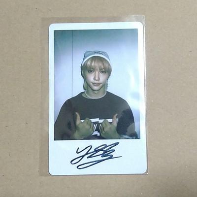 [Б/У] SKZ Stray Kids Феликс фотокарточка с автографом в стиле Instax