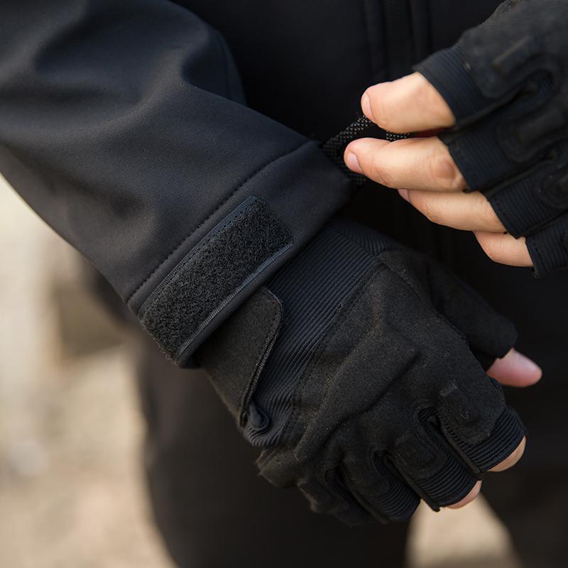 Men's Waterproof Tactical Camouflage Softshell Jacket Tactical Jacket Combat Hoody Coat Winter Fleece Jacket