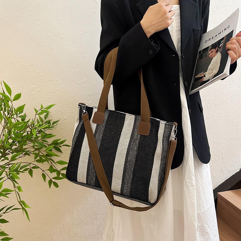 Big Bag Women's New Fashion Striped Canvas Versatile for Commuting Hand-held Tote Bag Trendy Single Shoulder Crossbody Mommy Bag