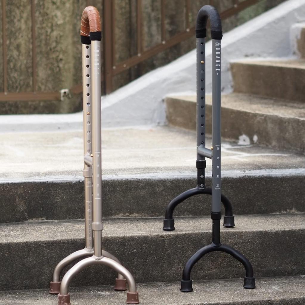 Компактная вспомогательная трость Поддерживает жизнь благодаря своей способности сохранять равновесие, отличающейся от обычных тростей Трость, которую можно использовать на лестнице [Такс не облагается] - - 4-точечная