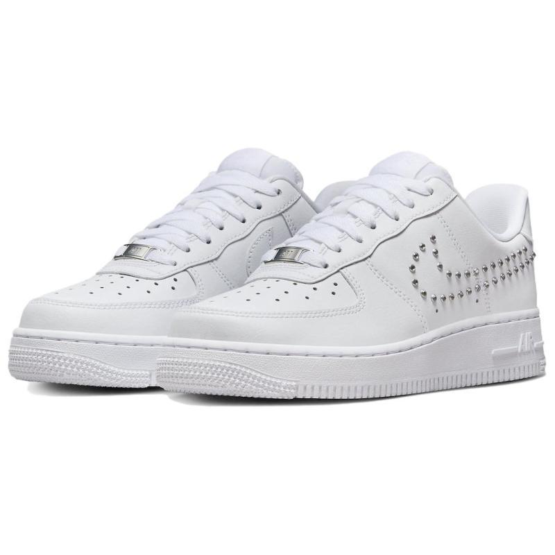 Nike Женские кроссовки Air Force 1 Low '07 с шипованным логотипом Swoosh FQ8887-100