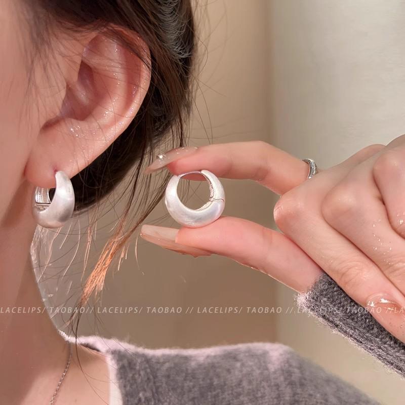 Элегантные серьги-кисточки с цирконами, жемчугом и цветочными пуссетами - Универсальные и стильные украшения для ушей для женщин