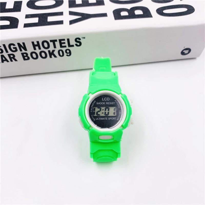 Детские мультяшные разноцветные электронные часы - Унисекс подарок для студентов