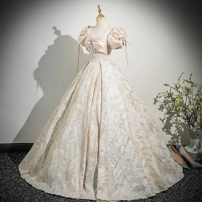 Graduation dress European, American French birthday princess dress champagne host annual meeting fluffy