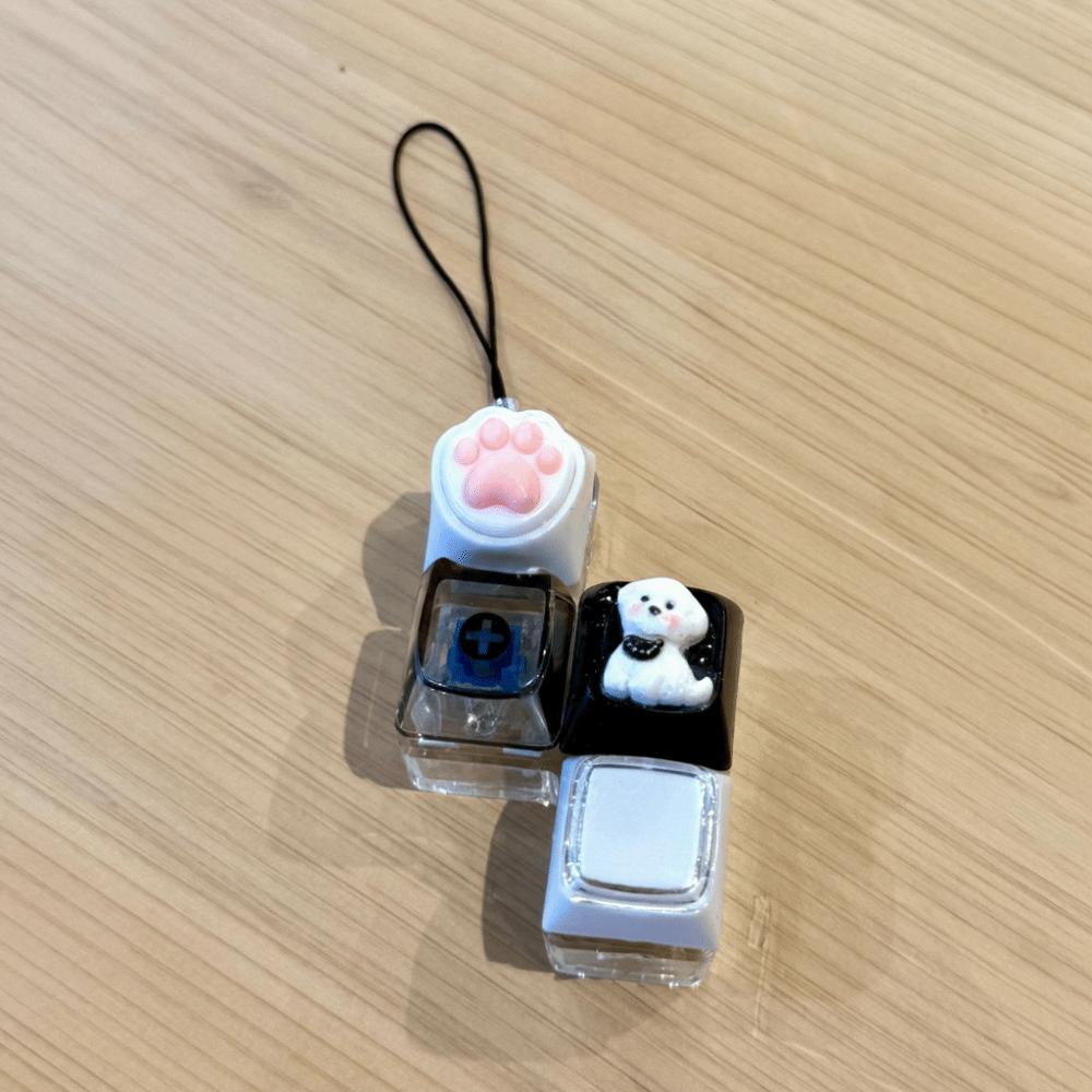 Plastic Fidget Buttons Pendant Cat Paw Fidget Clicker Keychain Pass The Boring Time