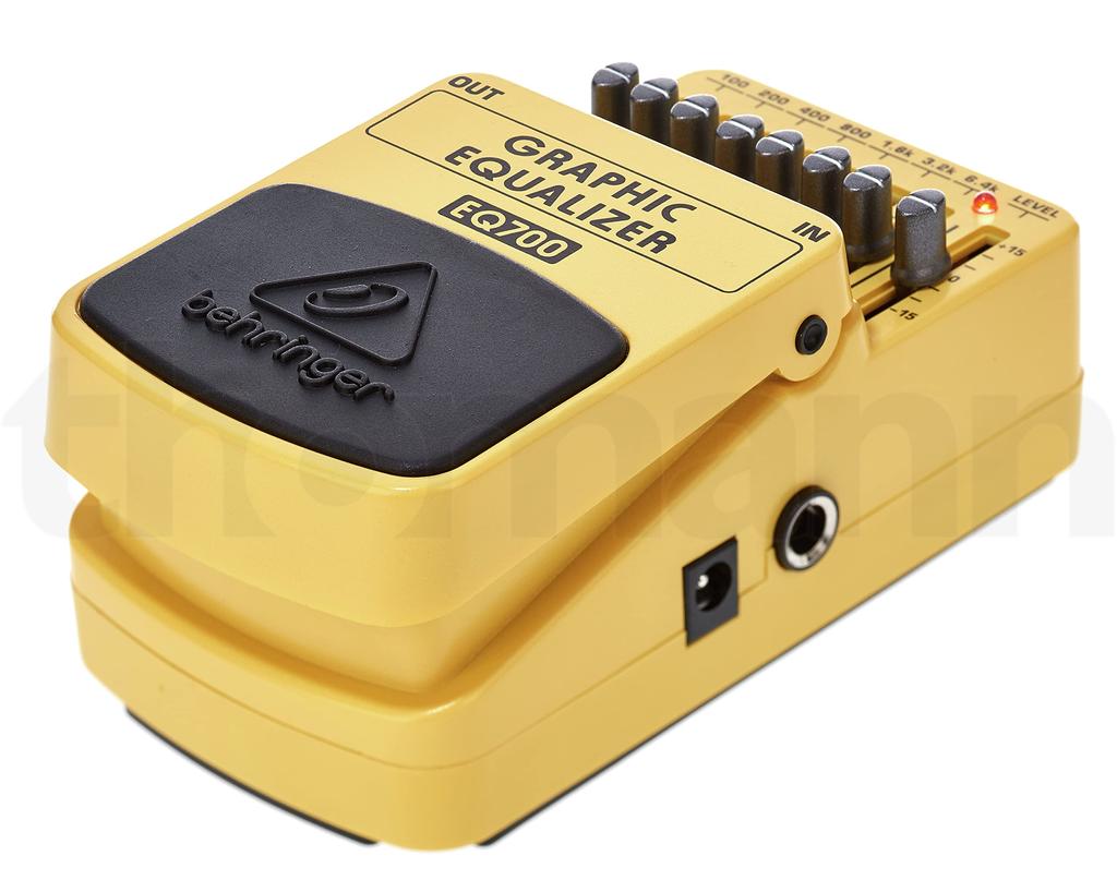 Behringer Behringer Гитарная педаль эффектов 7-полосный графический эквалайзер EQ700 ГРАФИЧЕСКИЙ ЭКВАЛАЙЗЕР