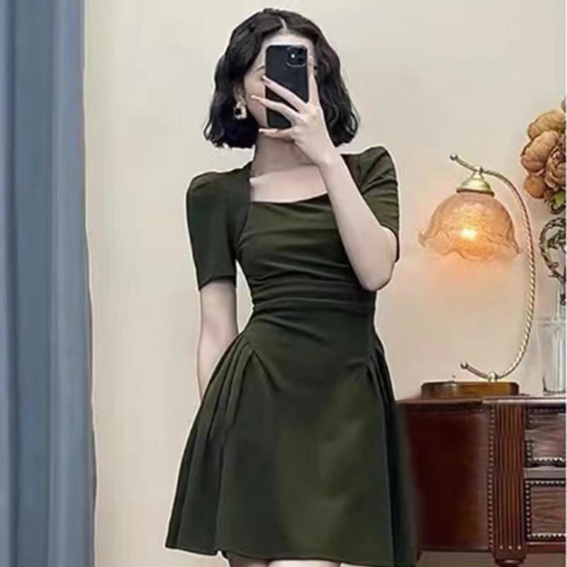 Square collar dress, niche design, waist temperament, French high-end sense, small summer women's clothing, royal sister, spice girl