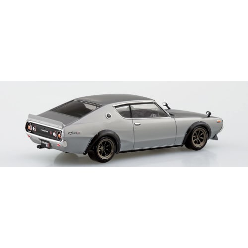 Aoshima Bunka Kyozai 1/32 Scale The Snap Kit Series Nissan C110 Skyline GT-R Custom (Silver) Pre-Colored Plastic Model Kit No. 18-SP1