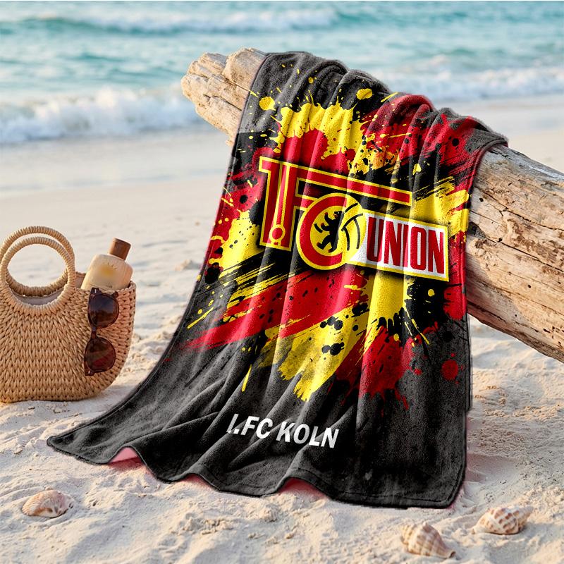 Union Berlin FC Print Microfiber Beach Towel Quick Dry Absorbent Large Towel For Beach Swimming Travel