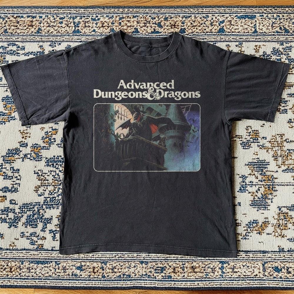 Dungeons amp Dragons Ravenloft Official Retro Unisex TShirt Size S5XL Unisex T-Shirt