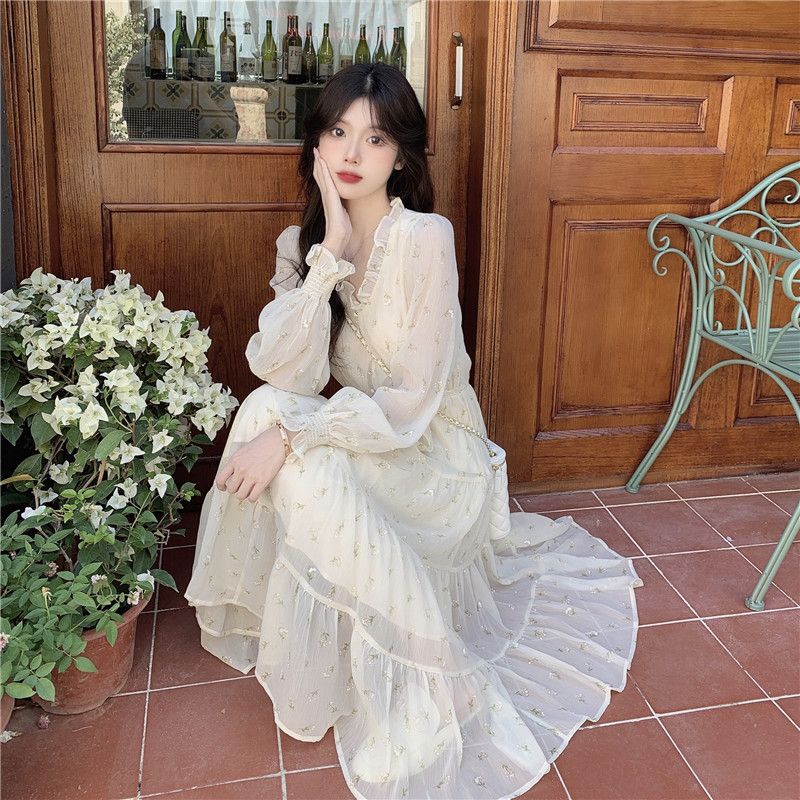 Весенне-осеннее женское платье в нежном стиле, платье средней длины, дизайн, маленькая шифоновая юбка с цветком